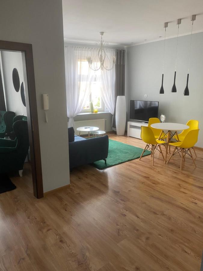 Apartament Jednosci Zielona Góra Dış mekan fotoğraf